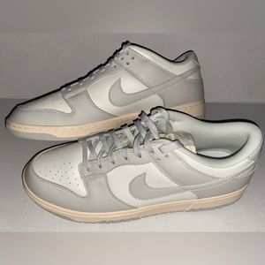 NIKE DUNK LOW LIGHT BONE FACTORY DEFECTS SIZE MENS 13 SNEAKERS WHITE GRAY